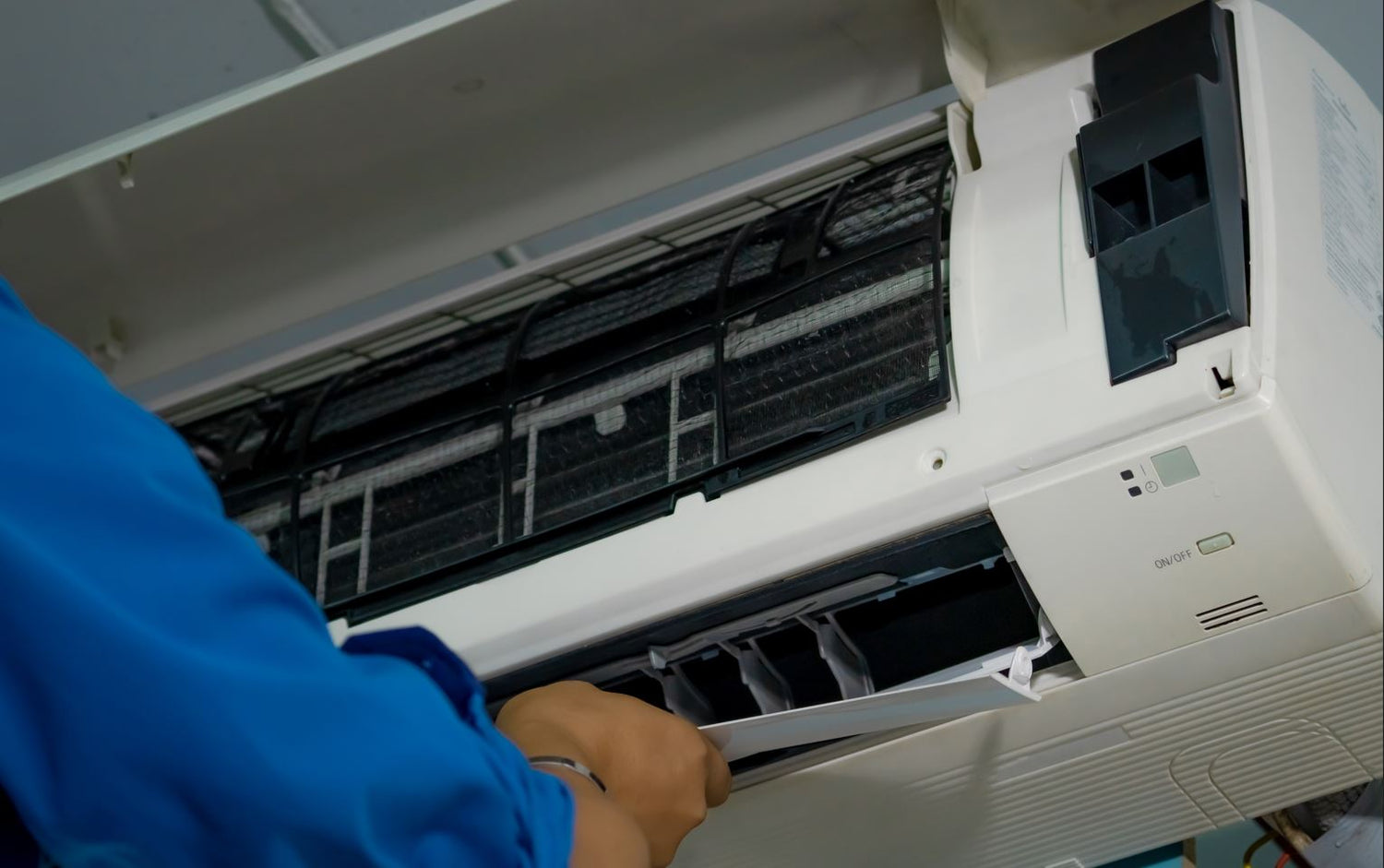 Air conditioning services and maintenance 